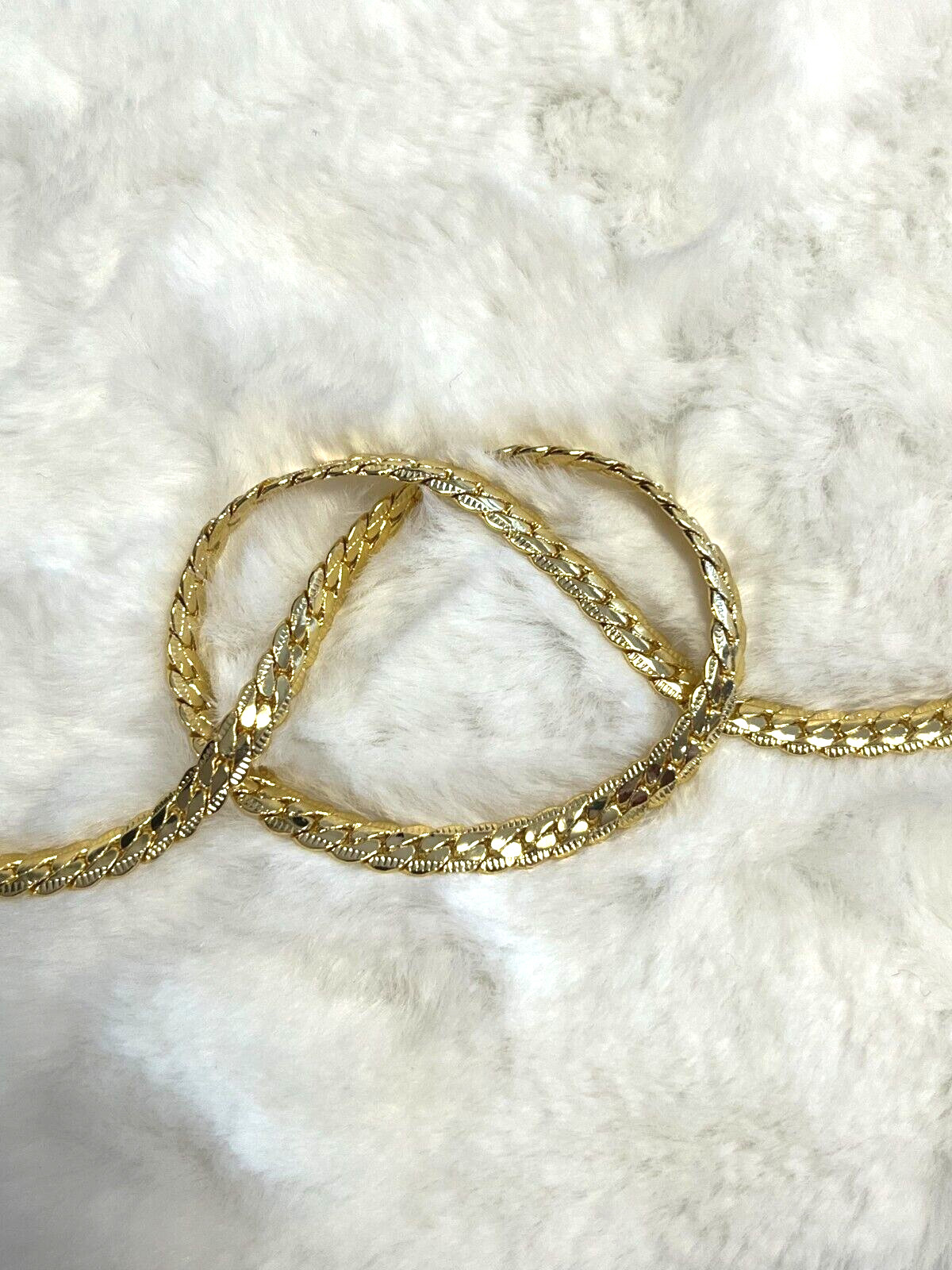 Super Nice 18K Gold Plated Sideways Chain 6mm Wide 20″ Long -Fast Free Shipping