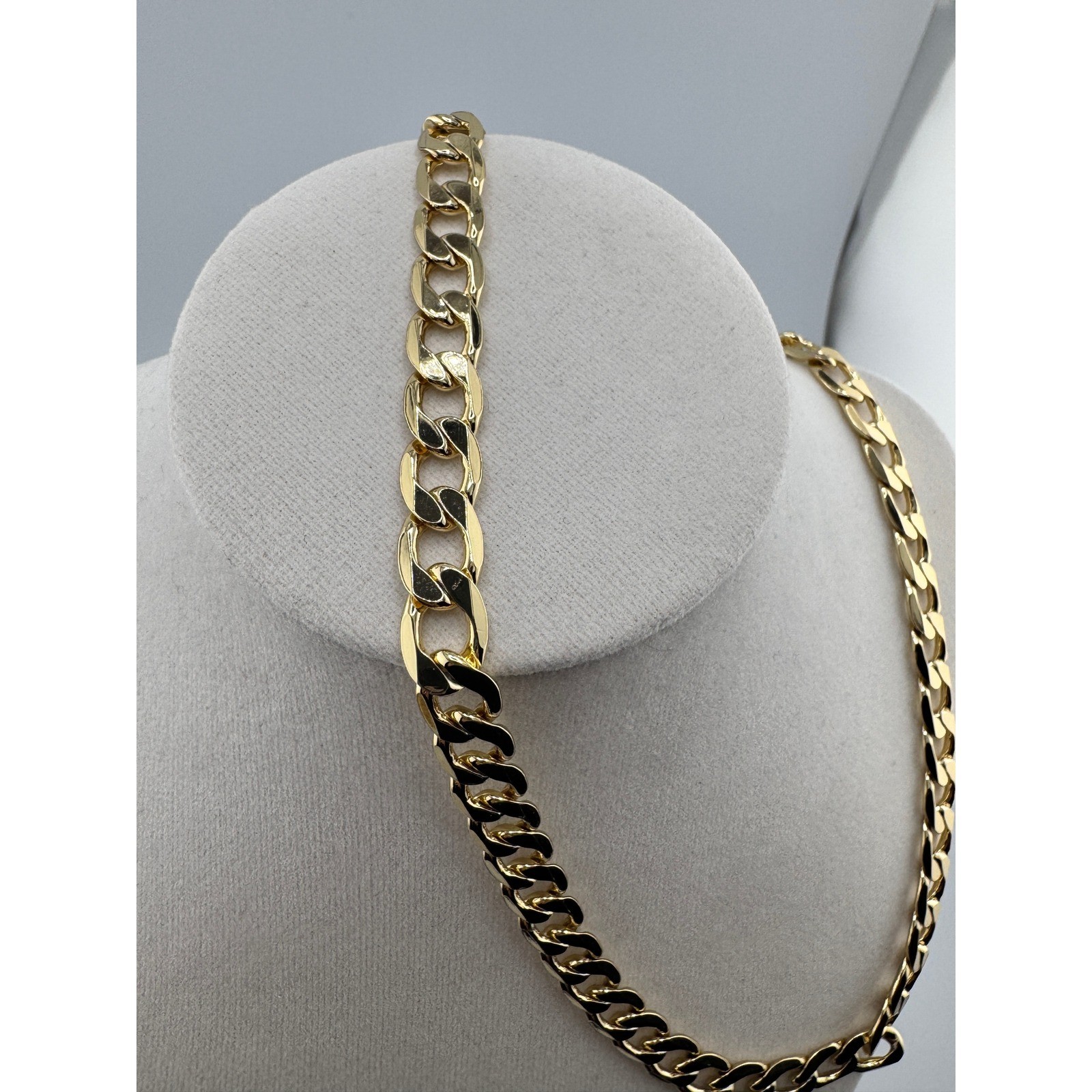 14k Laminated Gold Tone Curb Link Chain Necklace 24 Inch 8mm XP Lobster Clasp