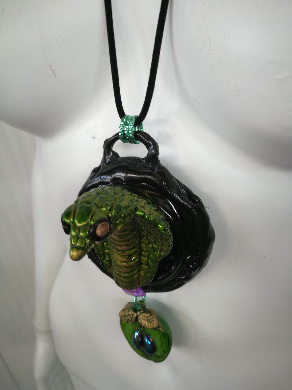 Magic Talisman Jewelry Necklace Amulet Pendant Snake Apple Paradise Luxury Jewel