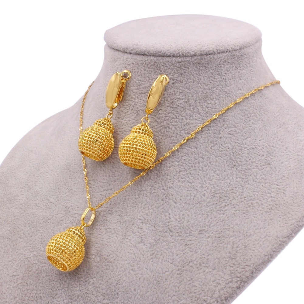 Gold Mesh Ball Pendant Necklace & Earrings Set – Filigree Hollow Sphere Jewelry