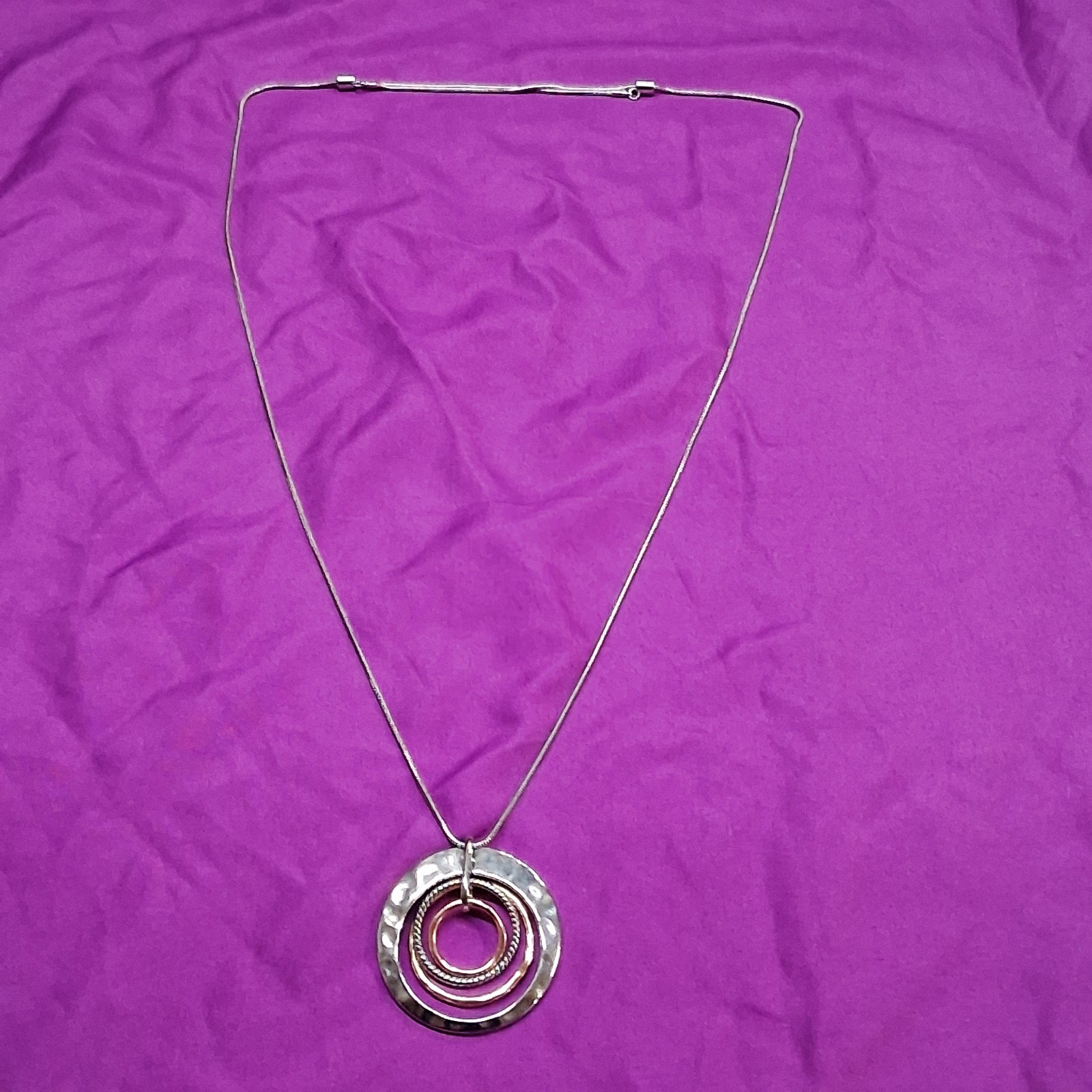 Polished Stainless Steel Textured Ring Hoop Pendant Snake Chain Necklace