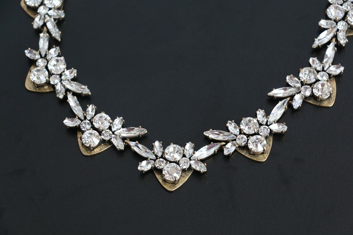 NEW J crew Crystal triangle Cluster Statement Vintage Gold DUTY INCL.