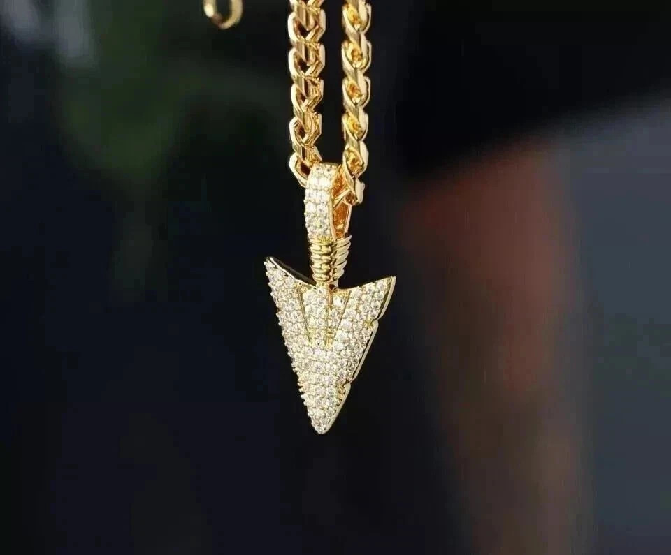 Elegant Unisex Pendant Necklace Round Simulated Diamond 14K Yellow Gold Plated