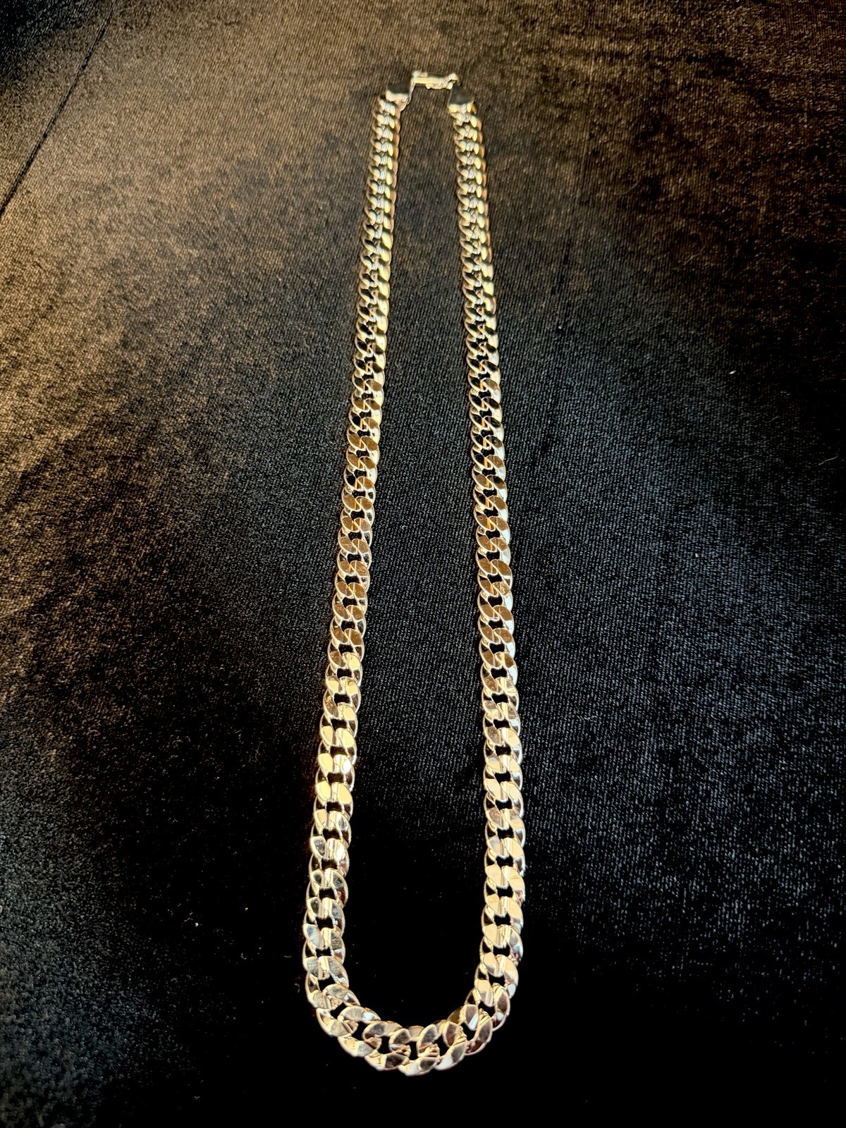 BEAUTIFUL Stamped 925 Sterling Silver Concave Cuban Necklace. 24in 8MM. 69g