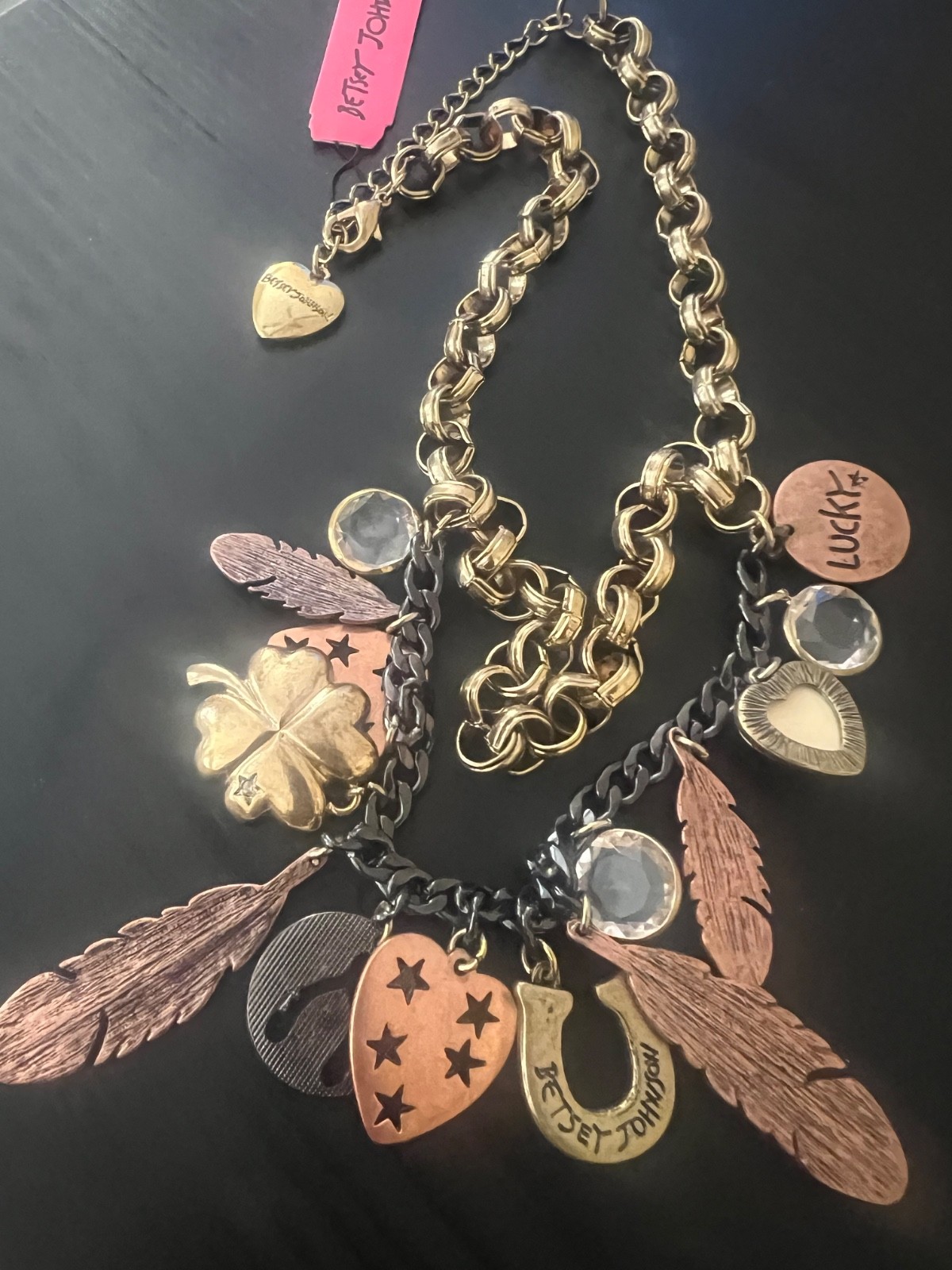 Betsey Johnson Horseshoe Leaves Charm Necklace – R2
