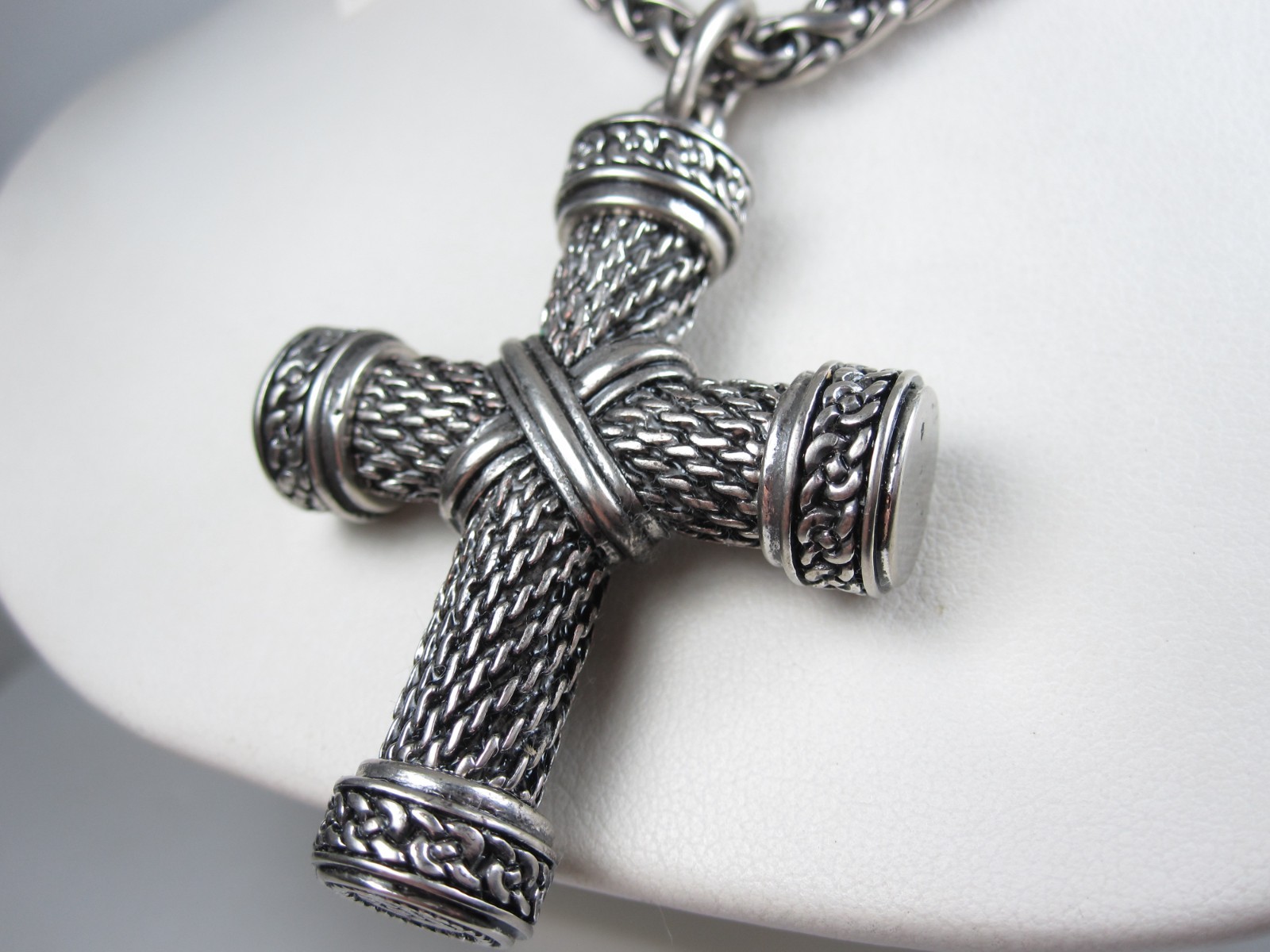 Nina Ricci Rhodium Plated Cross Necklace 30″ – 8781