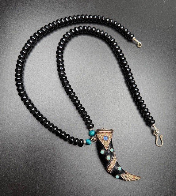 Black Gold Tone NecklaceHorn Pendant Blue Accents Black Beaded Unisex Adult