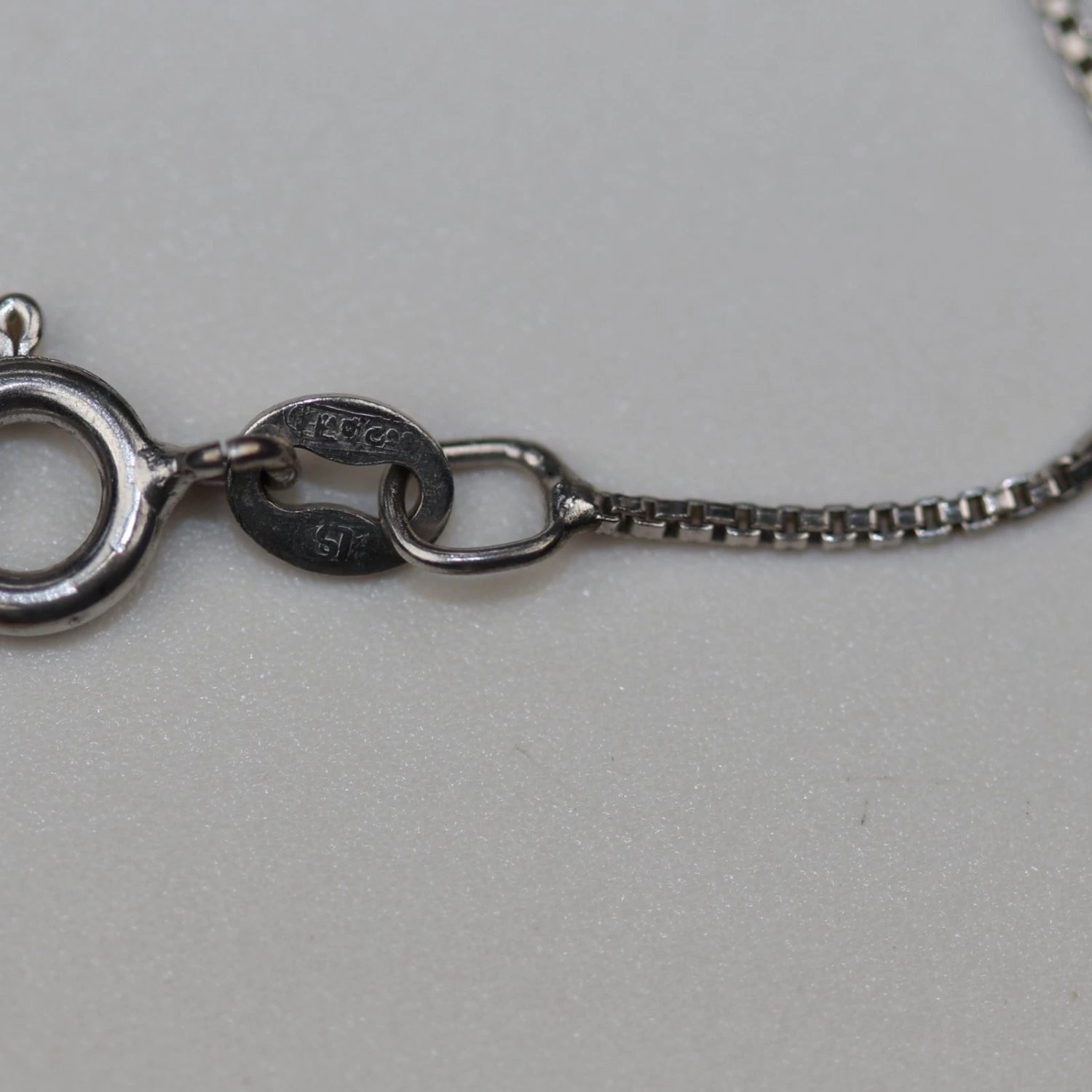 925 Sterling Silver Teardrop Pendant Necklace 3 Stone CZ 18 Inch Box Chain Italy