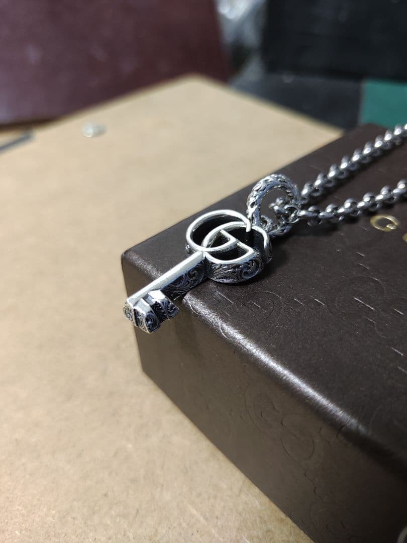 Excellent GUCCI Silver 925 Arabesque Key Necklace – Luxurious Feel, With Box.