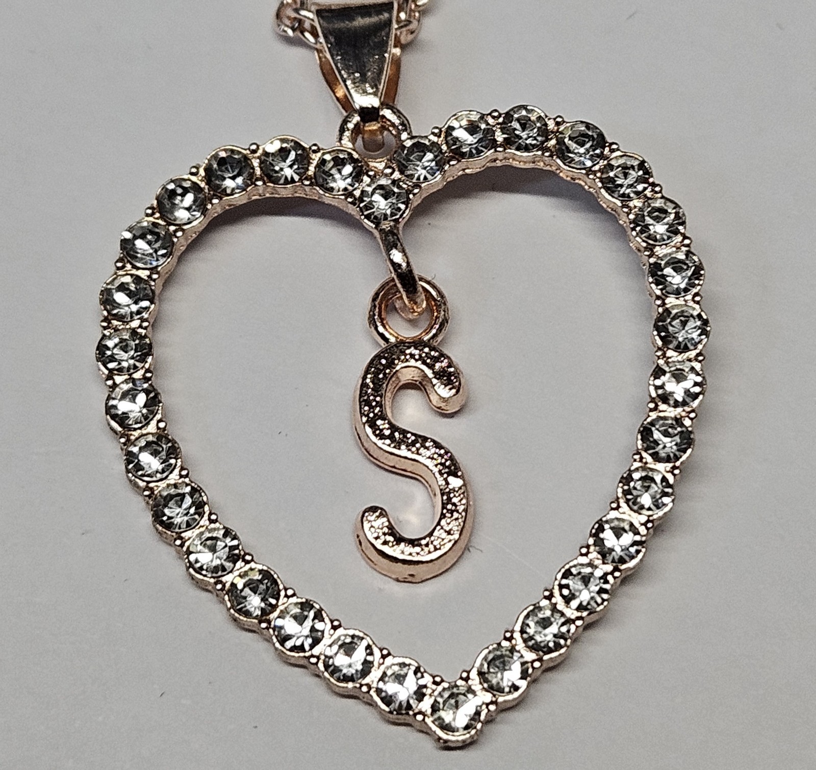 Letter Heart Necklace – Rose Gold Pendant Crystal Rhinestone Inital Charm Bling