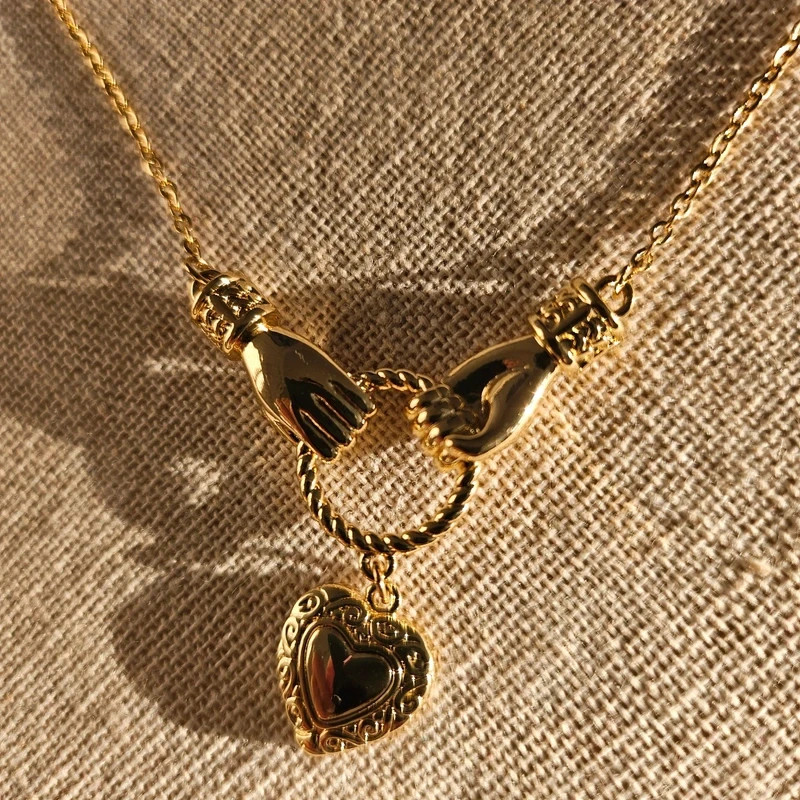 Edwardian/Victorian Hands Old Money Heirloom Ornate Heart Charm Necklace 17-20″