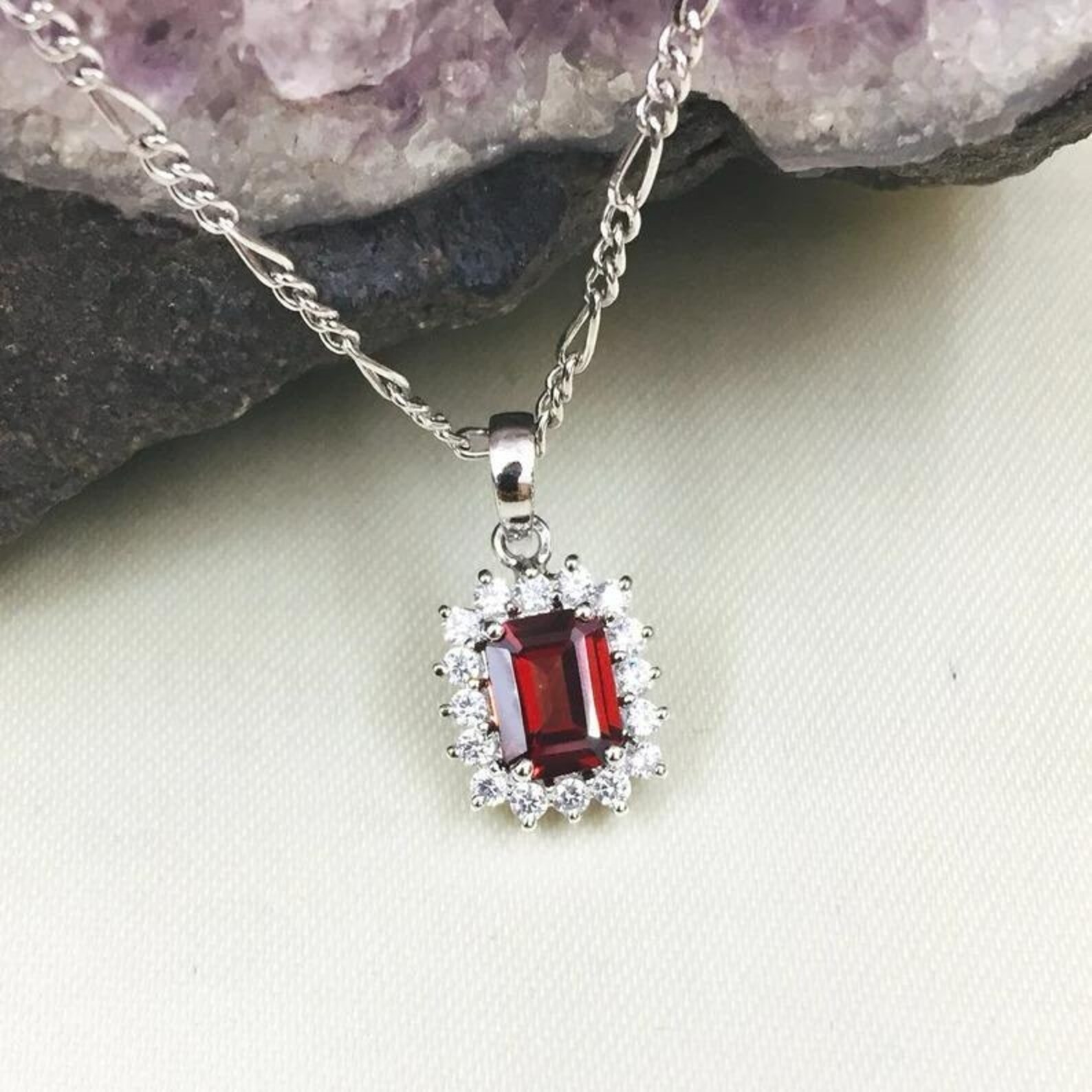 Certified 15Ct Natural Red Ruby Gemstone Pendant In 925 Silver With Sliver Chain