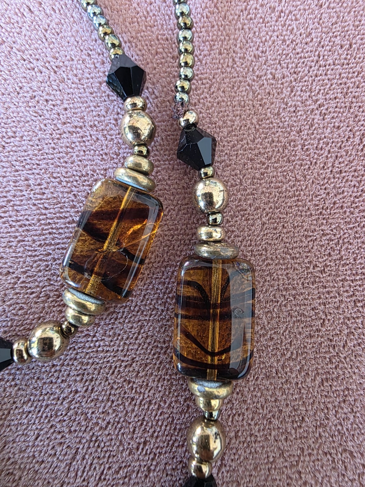 Tiger’s Eye Rectangle & Crystal Beaded Necklace Gold Tone Black Beads