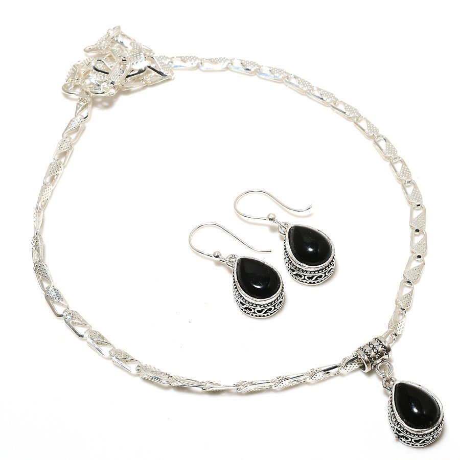 Black Onyx 925 Silver Plated Handmade Necklace & Earrings Set of 18″