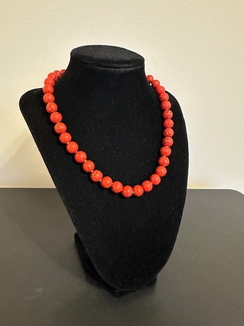 Red Turquoise Round 10mm Gemstone Beads 17″ Beautiful Bright Necklace.