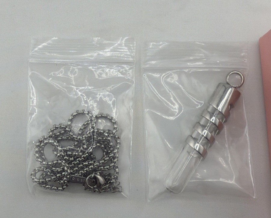 Silver Glass Vial Necklace Tube Pendant 22″ Chain Keepsake Bottle Jewelry.