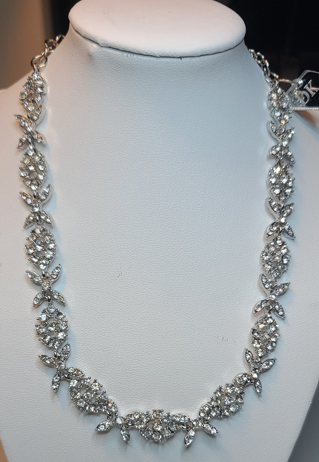 Womens Silver Toned 1.5 mm – 3 mm Rhinestone 15″ Chocker Set Earrings 1 1/2″