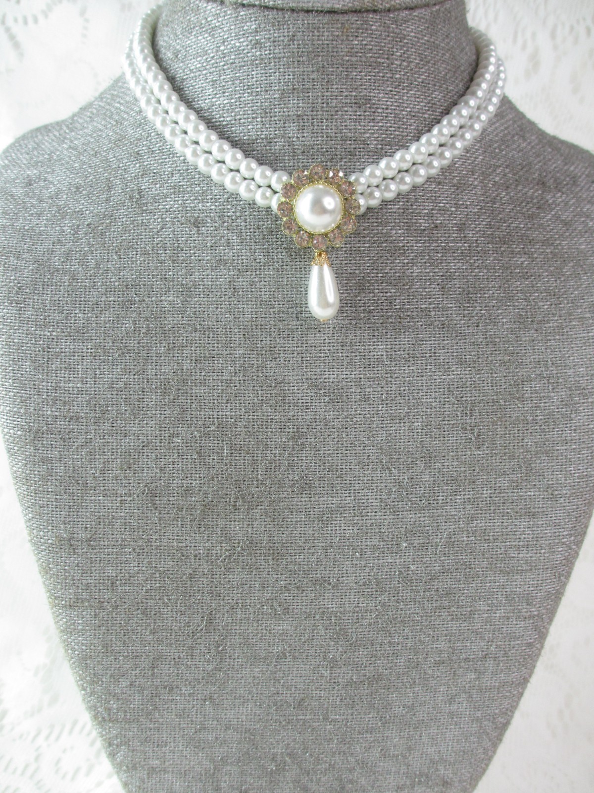 Pearl Teardrop Choker Necklace Rhinestone Pendant Bridal Victorian Elegant 15in
