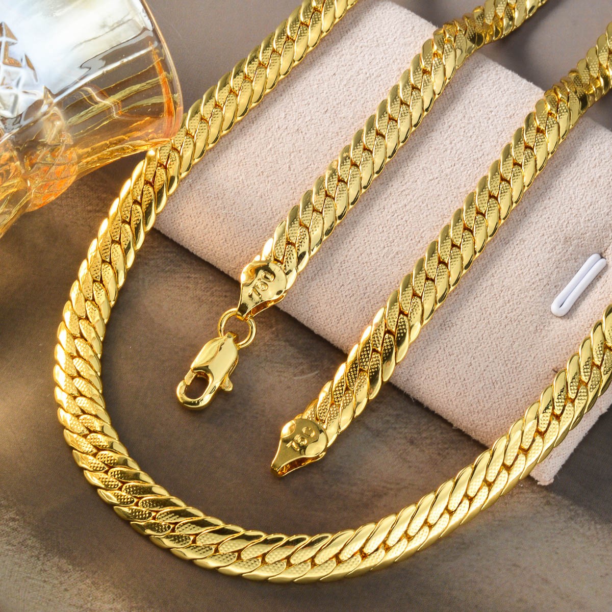 18K Gold Cuban Curb Chain Necklace 750 Stamp Unisex Hip‑Hop Jewelry 18‑24in 7MM