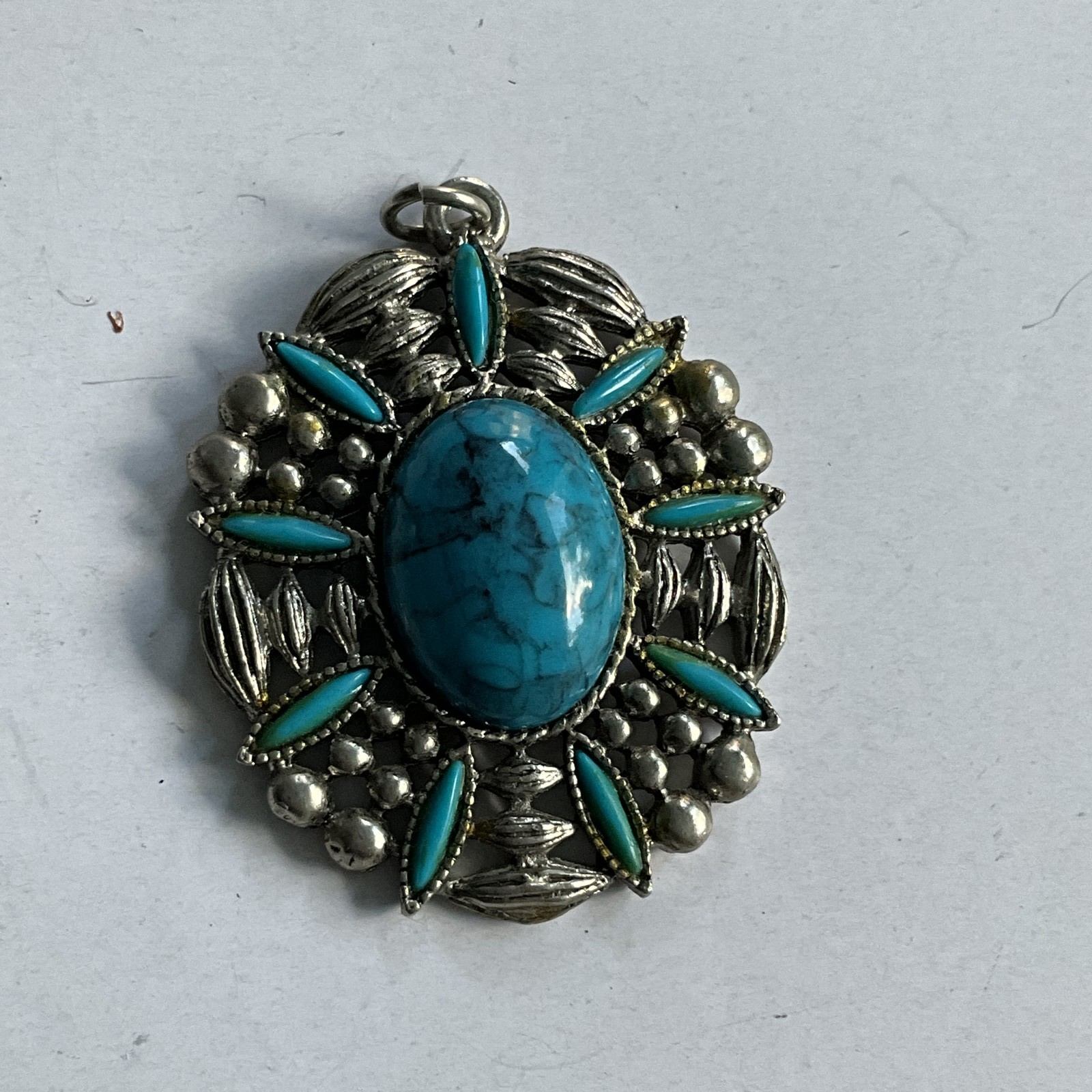 Vintage Style Turquoise Pendant Oval Cabochon & Marquise Silver Tone Fashion