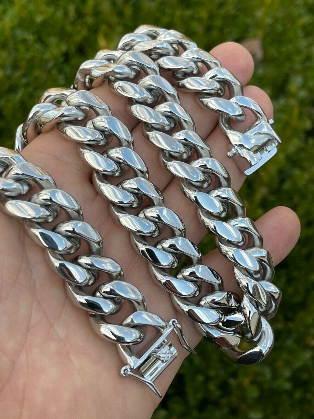 18mm Miami Cuban Link Mens Ladies Choker Chain Stainless Steel Looks Like Silver