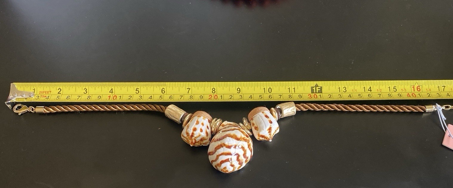 Large Shell Necklace Piper K 17-20” Gold Tone White & Carmel Color