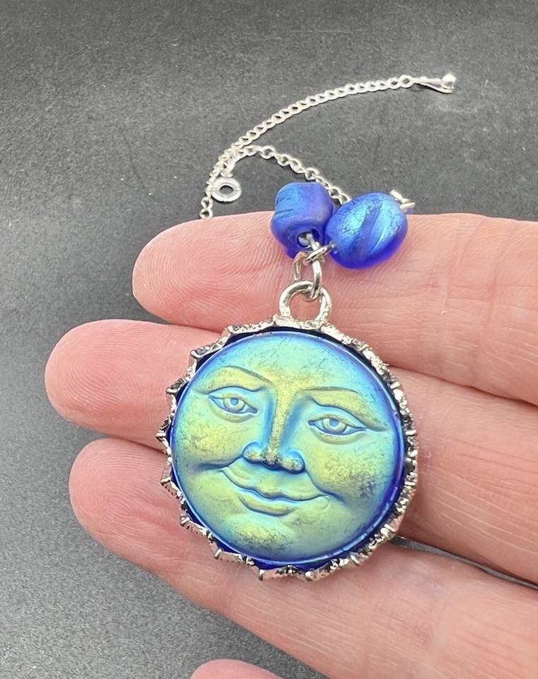 Teng Yue 3 Strand, Blue Moon Face Necklace, 23”