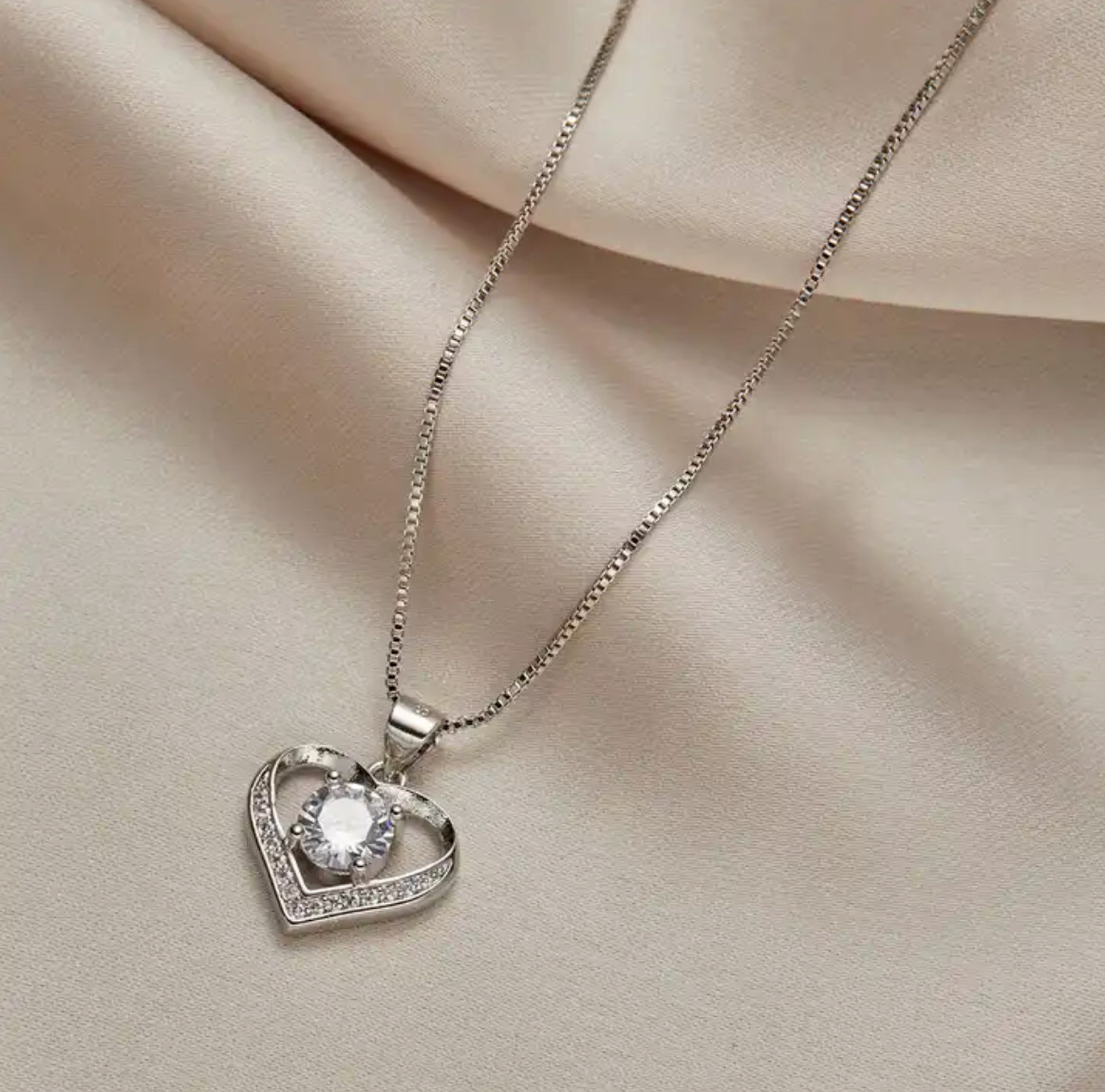 Sterling Silver Plated Love Heart Pendant Necklace FREE SHIPPING OVER 10$