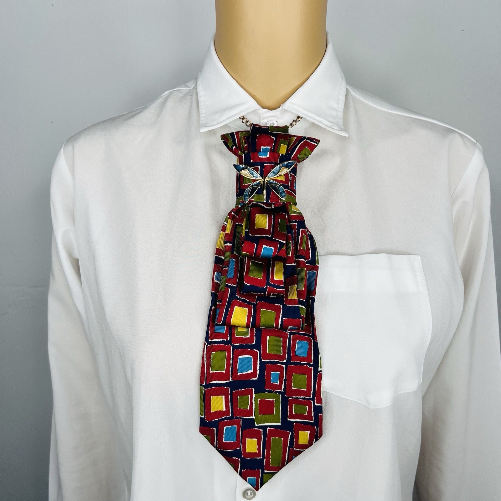 Elegant Handcrafted Necktie Necklace with a Detachable Brooch Effortlessly Chic