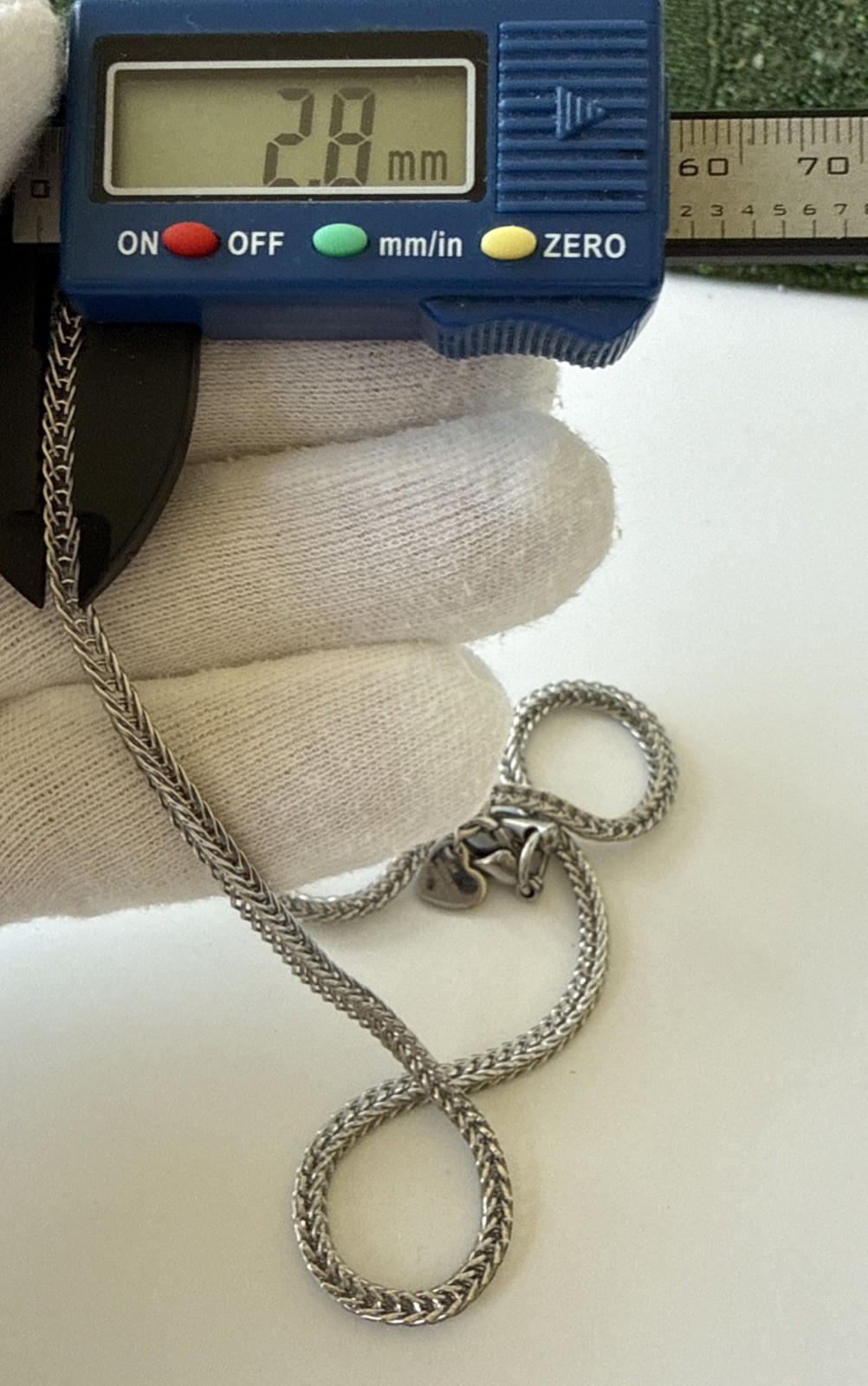 Sign GM Steinless Still Silver Tone Chain-20”New Without Tag