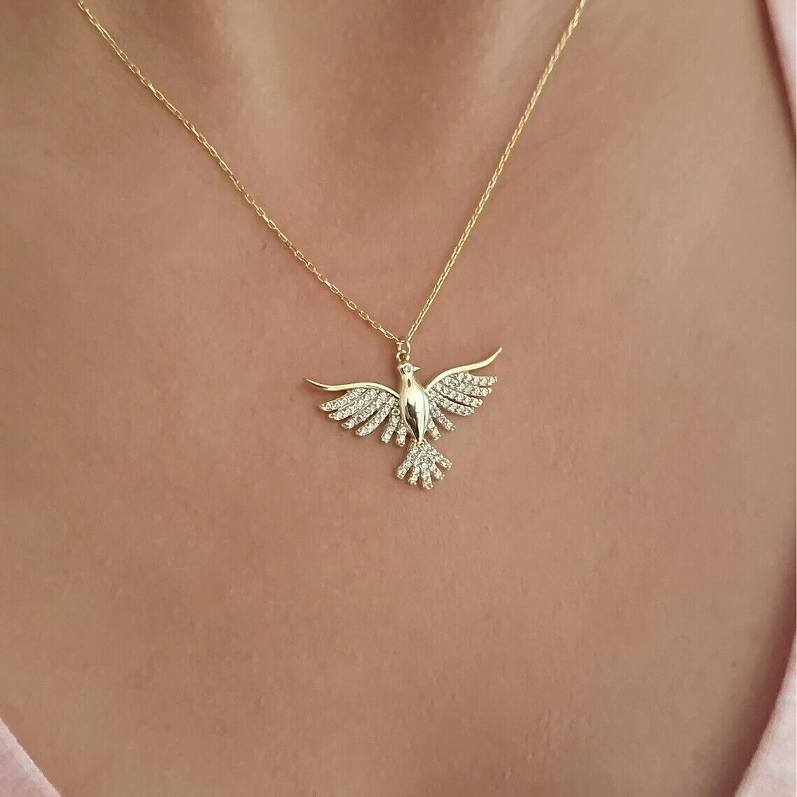 Beautiful 2 Ct Round Cut Diamond VVS1/D Woman’s Pendant 14K Yellow Gold Finish