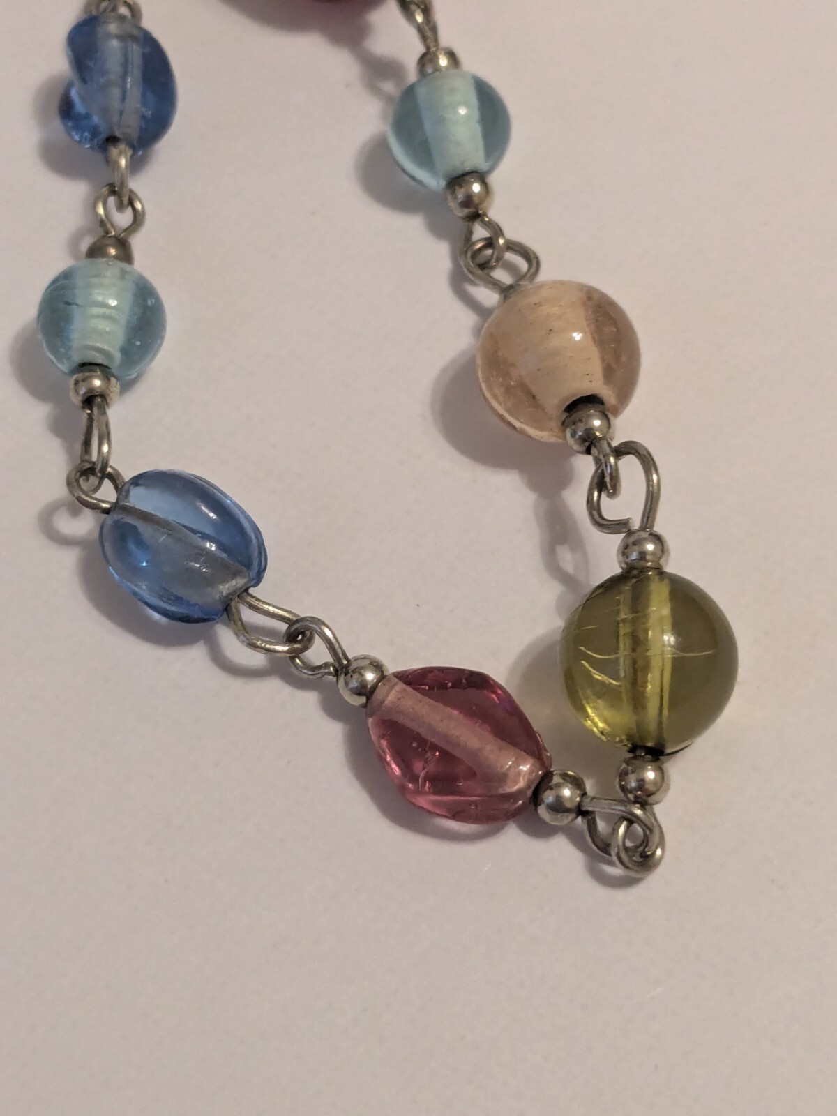 Infinity Style Multicolor Glass Bead Necklace. Silver Tone. 40″. Various Shapes.