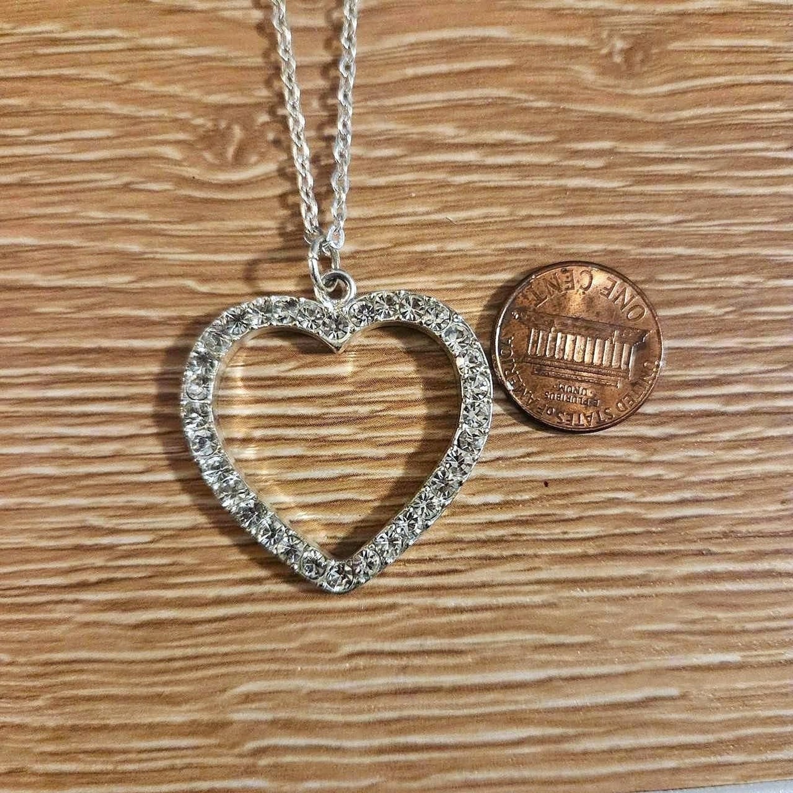 Silver Tone Rhinestone Open Heart Pendant Necklace 20″ Adjustable Chain
