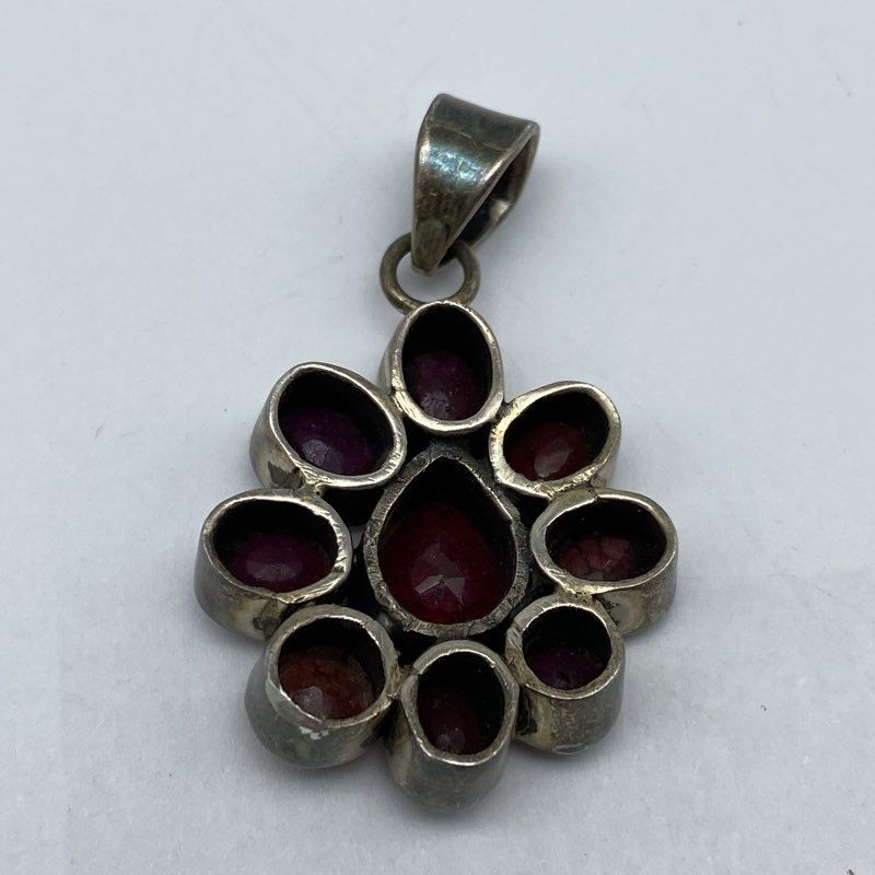 Sterling Silver 925 Red Faceted Stone Flower Cluster Pendant 1 5/8″ 15.5g