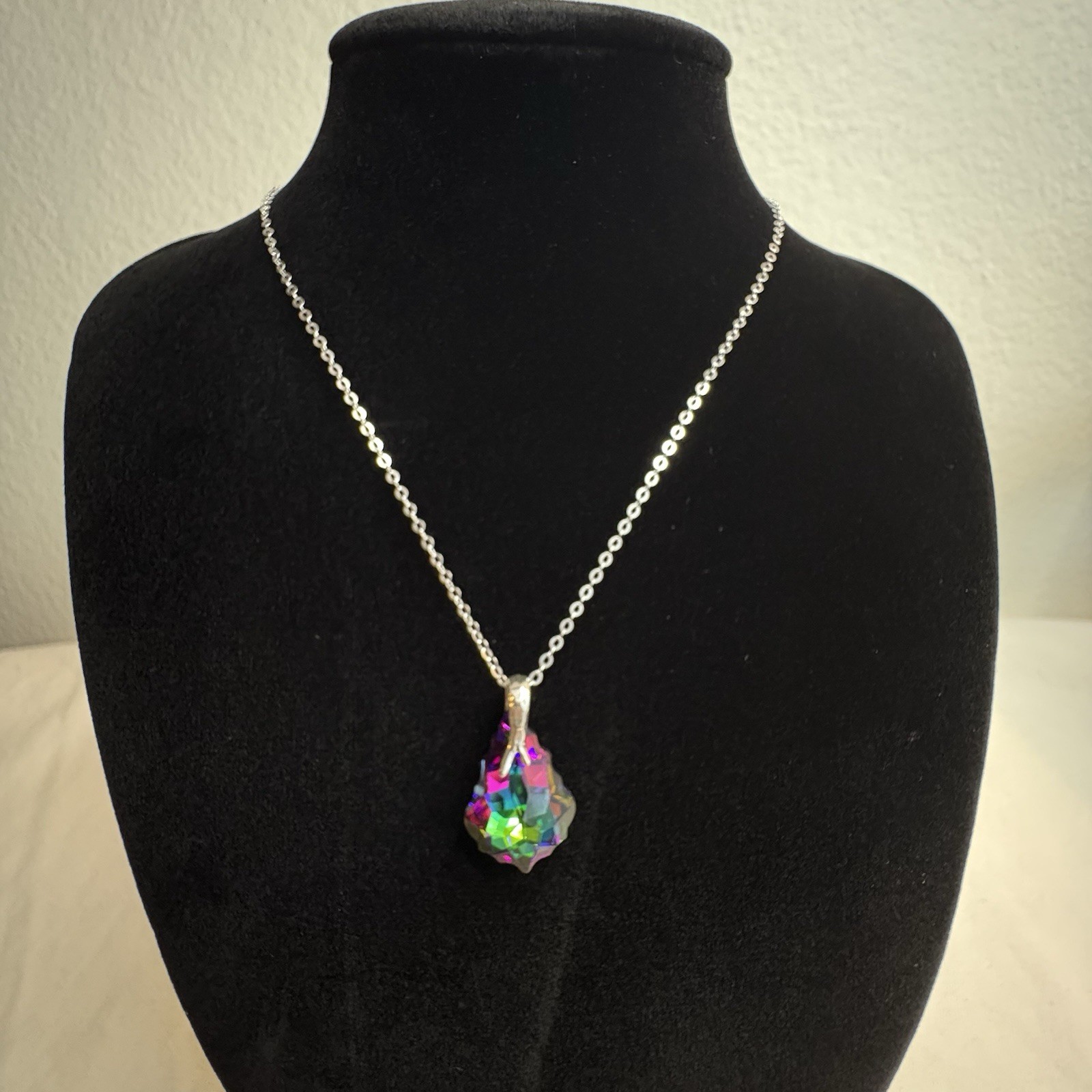 Vintage 925 Italy Aurora Borealis Crystal Necklace 4g