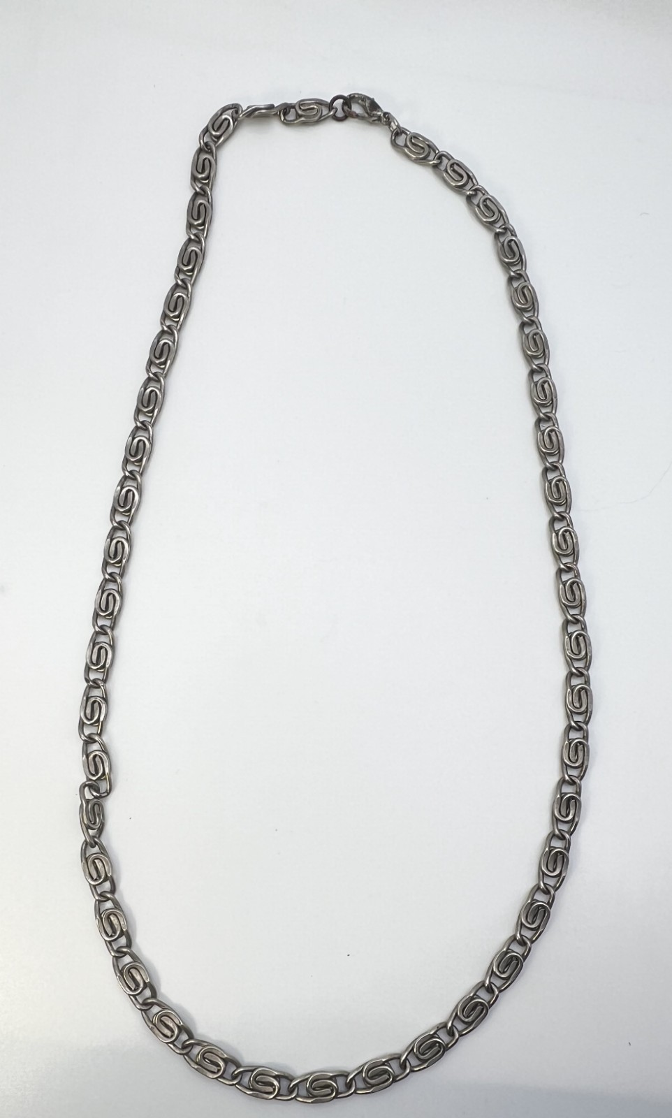 Silver Tone Unique Link Unisex Chain Necklace