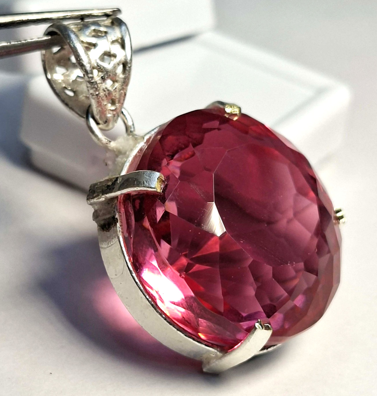 Flawless Pink Topaz Round Cut 87.90 Ct Lab-Created Gemstone EGL Certified SB918