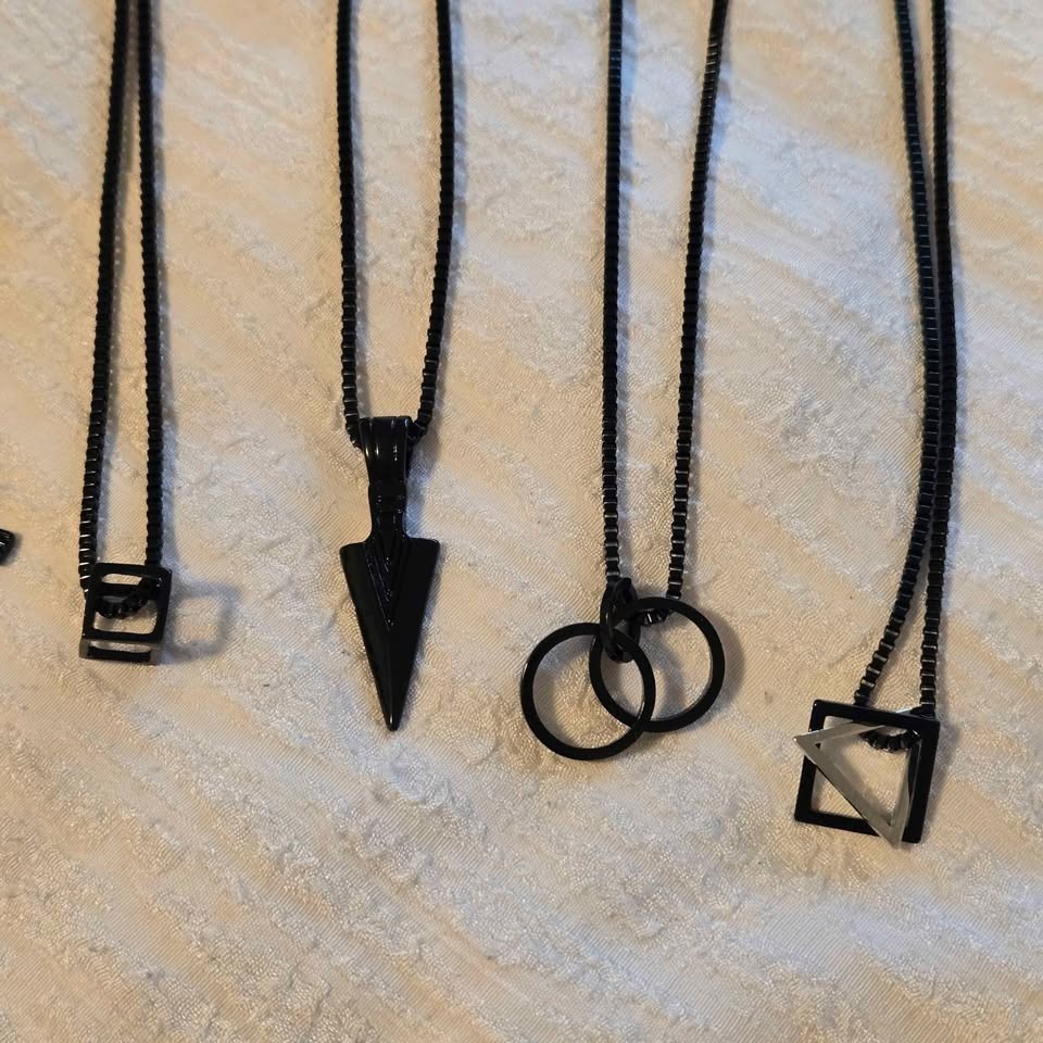 Necklaces Various Styles Black Pendant Punk Hip-Hop Ying-Yang Box Chain [T66]