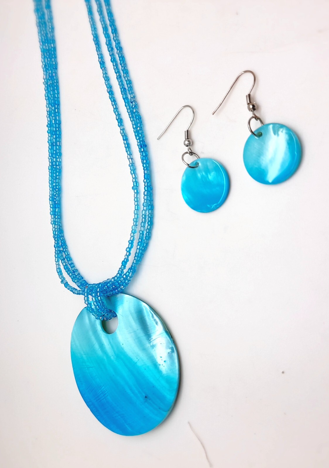 S001 Round shell Pendant blue strand seed bead fashion necklace earrings set