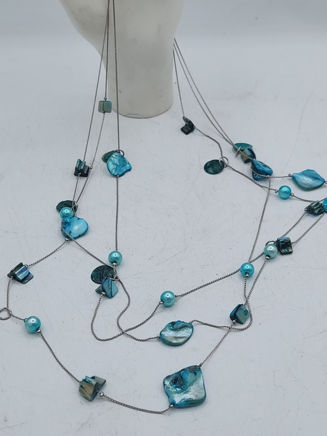 Silver Tone Multi Colored Blue/Turqoise Lagoon 3 Strand Shell Necklace 16″1/2″