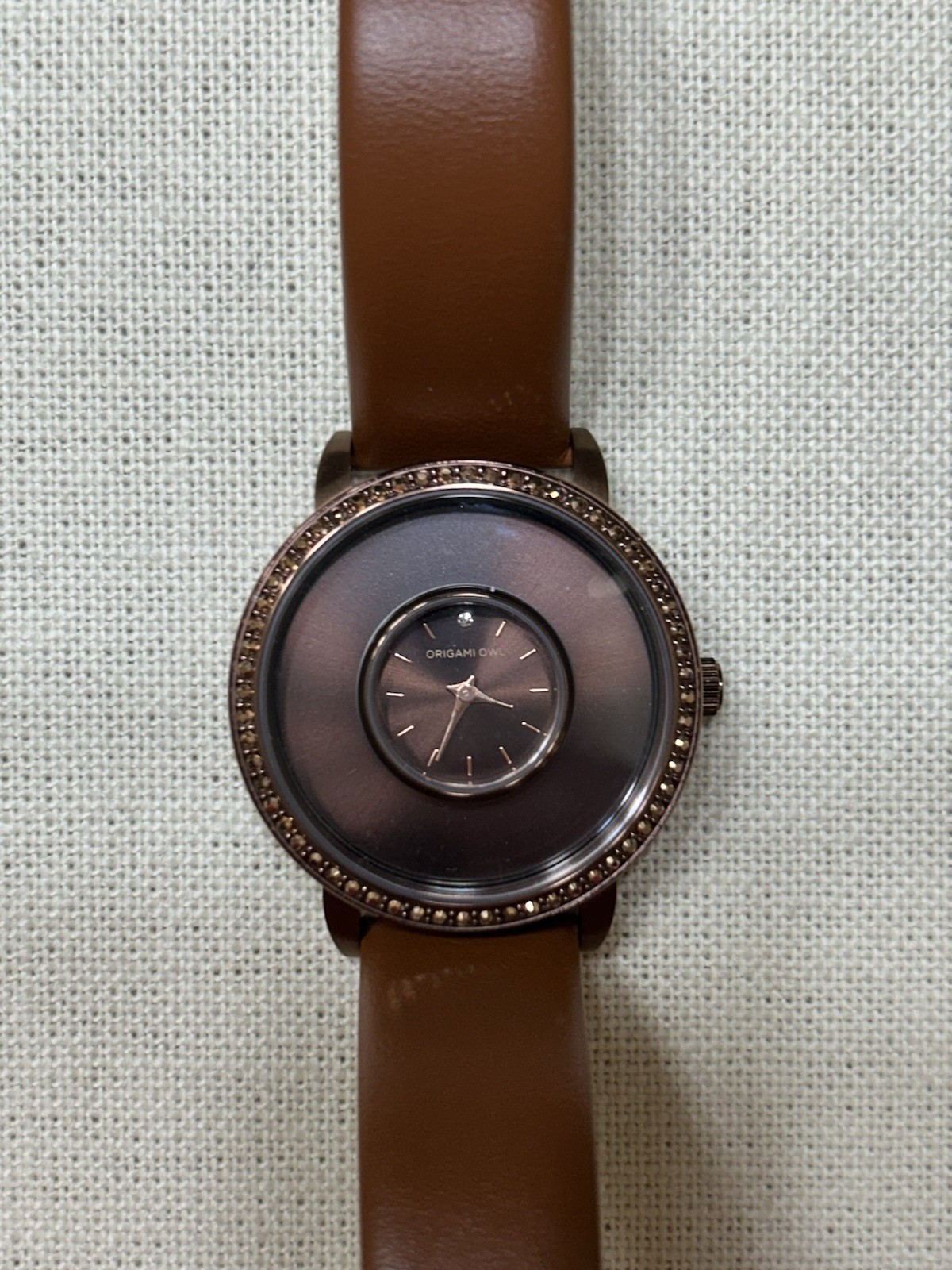 Origami Owl LK5010 Signature Chocolate Watch Metallic Crystals/Leather Band”New”