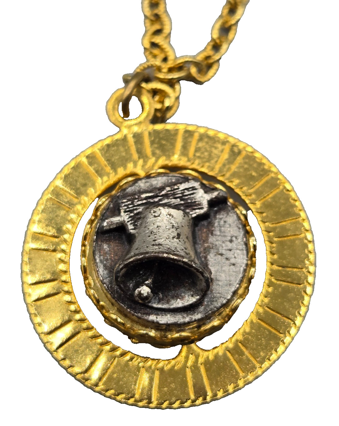 Reversible “1776” and “Liberty Bell” Medallion Pendant Necklace 24″ Gold Tone