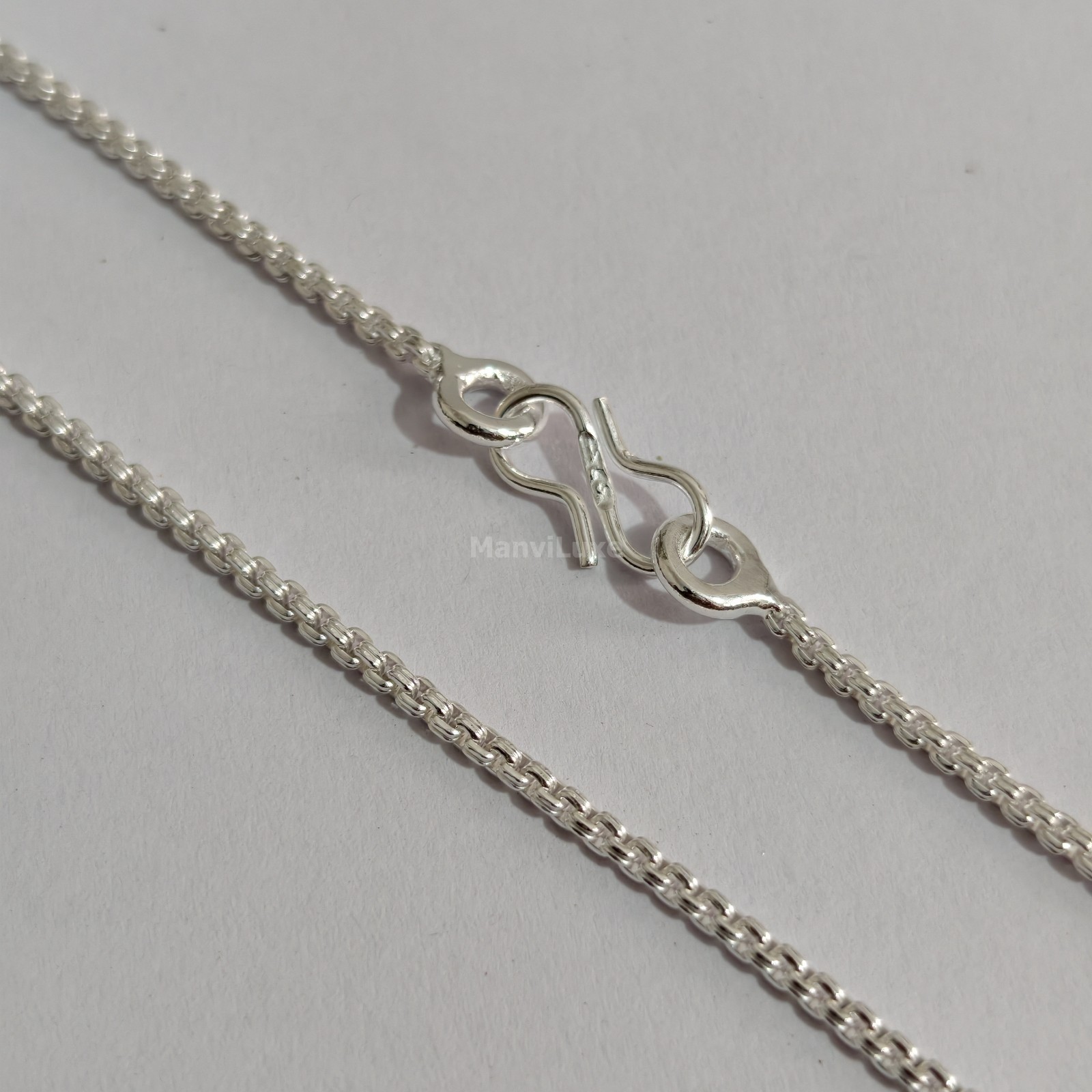 20″ Premium Silver Bonded Minimalist Woven Link Chain Necklace