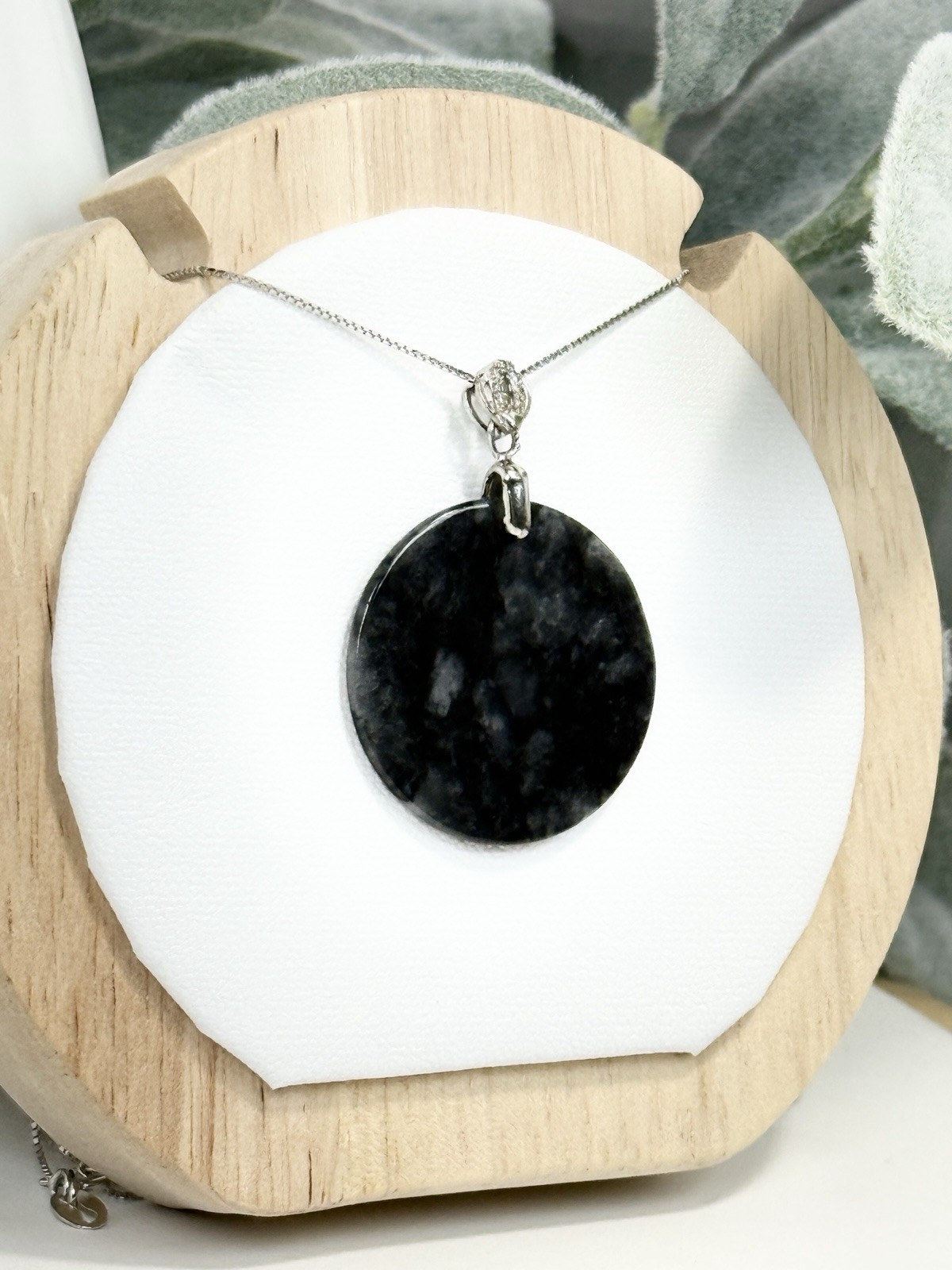 Wuji Jadeite Black/Grey Round Pendant Necklace 26.2/1.9MM on 18IN S925 Chain.