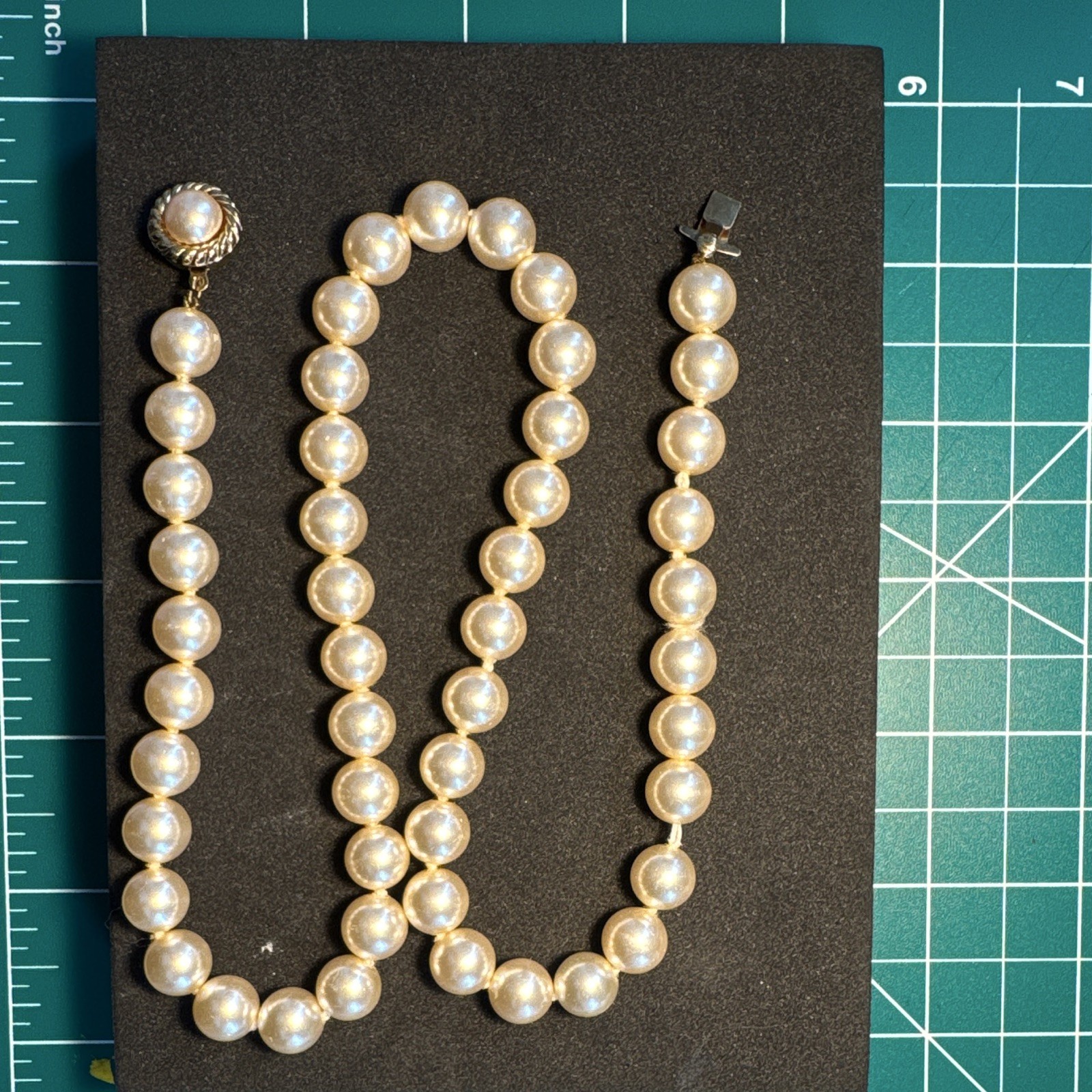Imitation Faux Pearl Beaded Necklace White Round Ball/Bead Chain Barrel Clasp