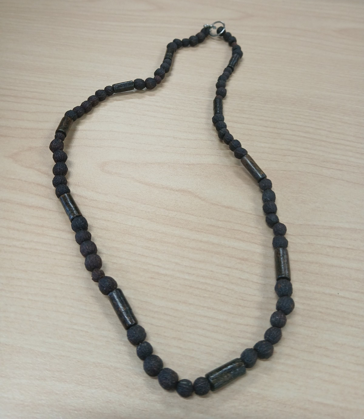 Black Beaded Necklace Ball/Bead Chain Silver Tone Toggle Clasp No Stone