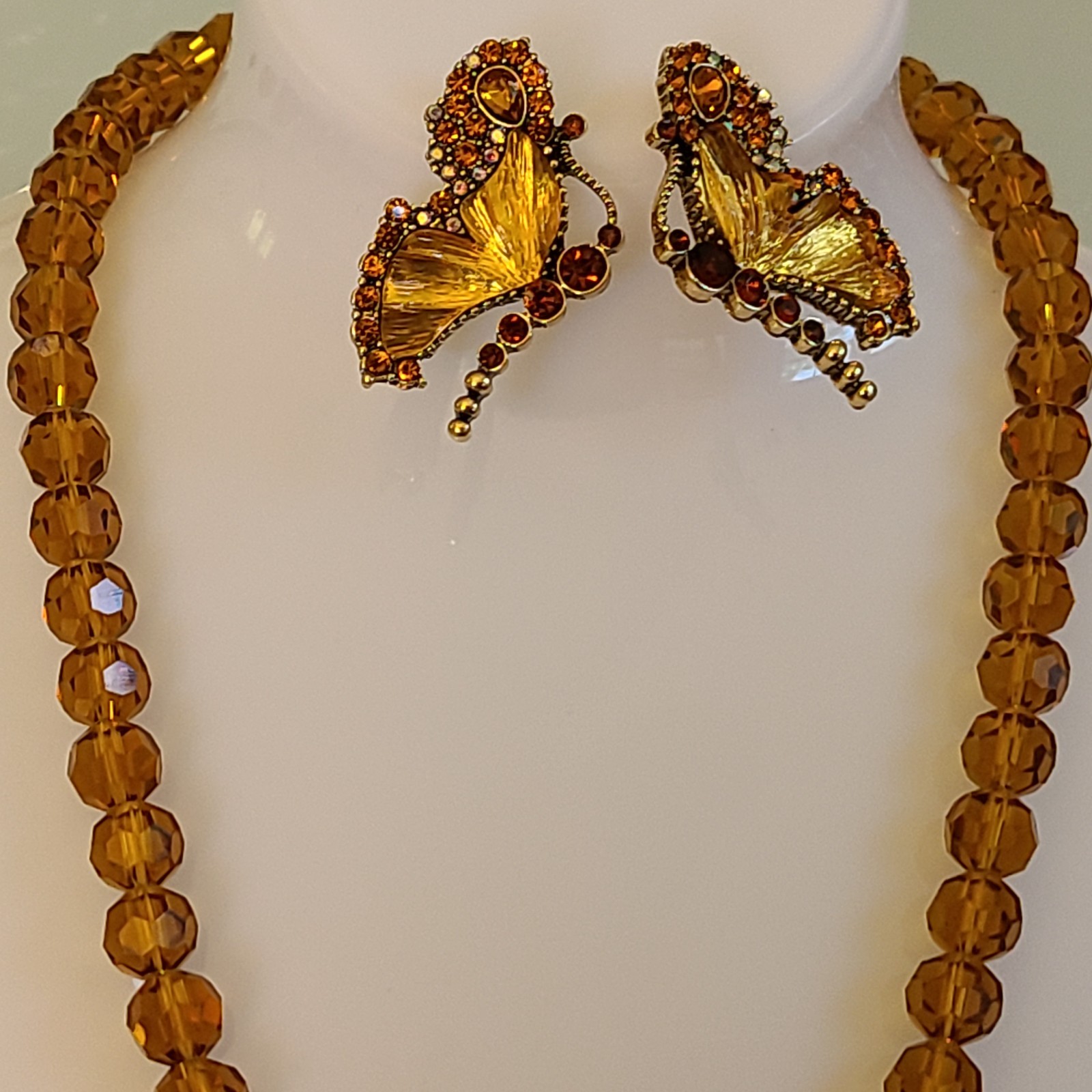 MAGNIFICENT HUGE 2 3/4 ” BUTTERFLY NECKLACE AND EARRINGS SET FACETED CRYSTALS