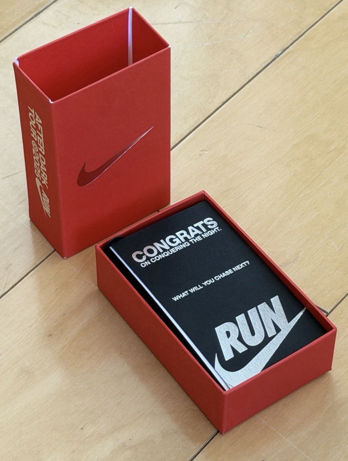 Nike After Dark Run Tour Medal 2025 Chain Necklace Pearl Silver Tone New w/ Box