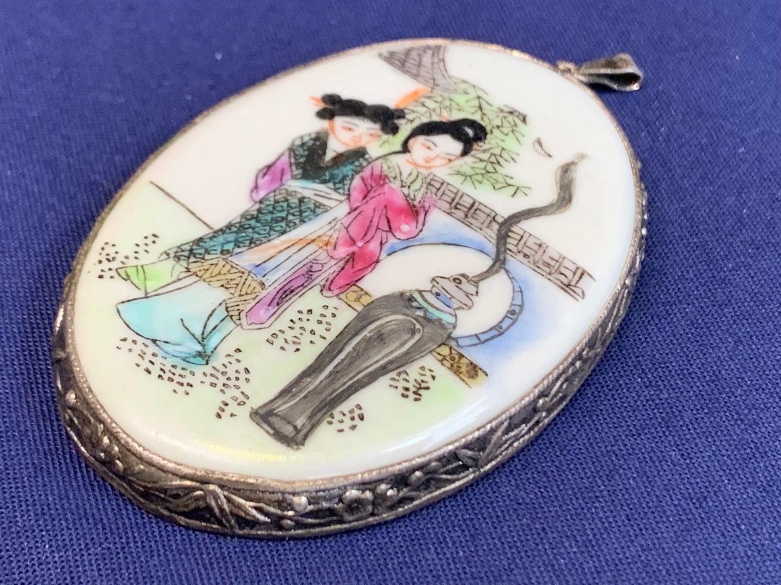 Hand Painted Asian Ladies Pendant Fashion Jewelry Porcelain Beijing China