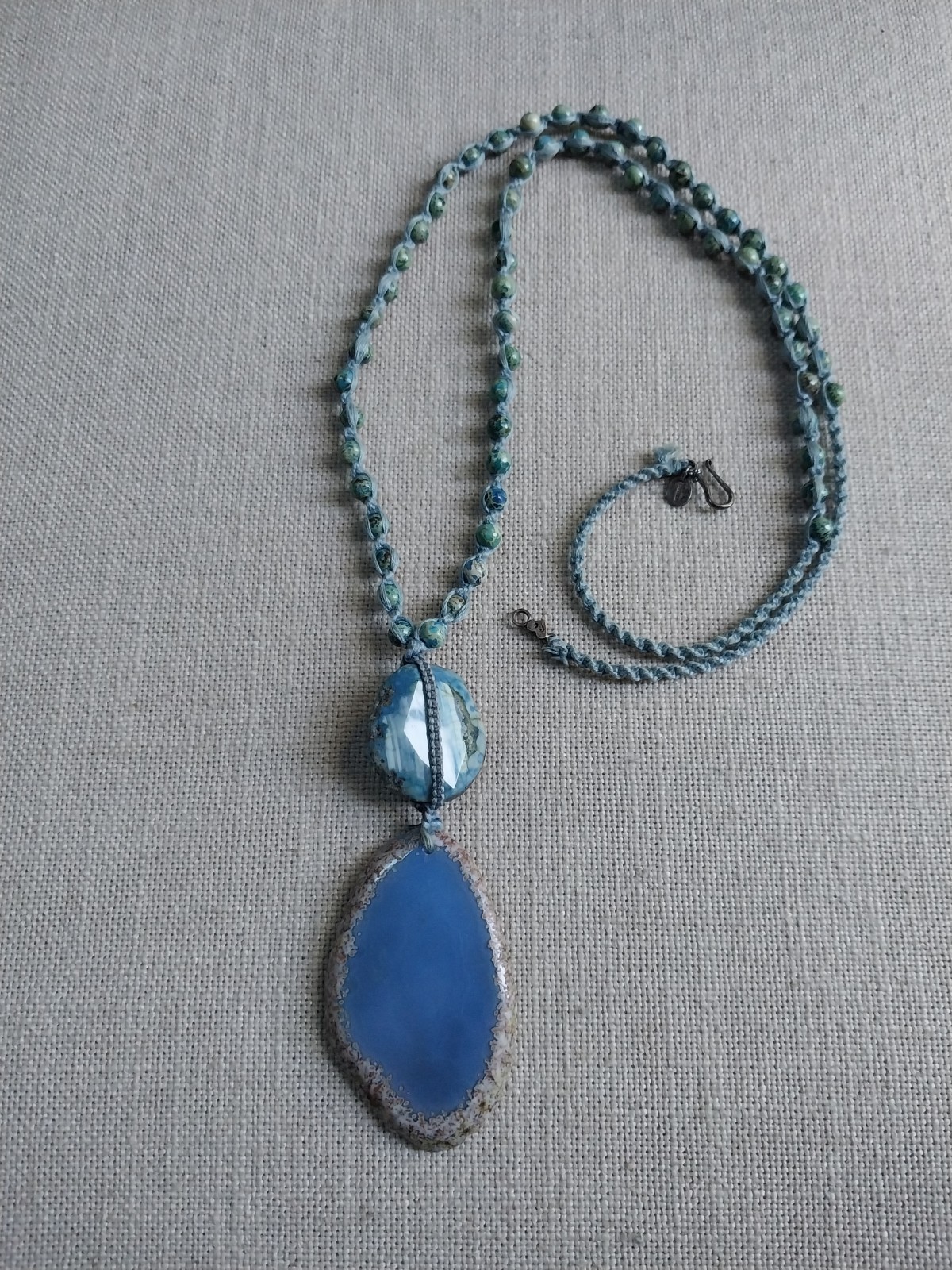 CHAN LUU Necklace Blue Agate Stone With Sliced Pendant And Sterling Clasp